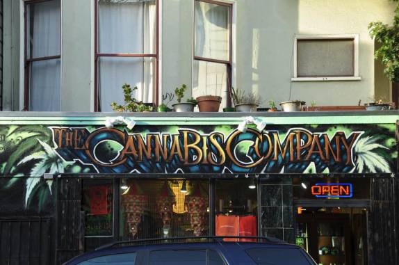 Na Haight St. pode-se encontrar várias lojas como essa! (em San Francisco, na Califórnia, nos Estados Unidos)